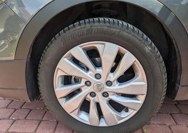 Suzuki SX4 cena 74990 przebieg: 16790, rok produkcji 2019 z Człopa małe 137